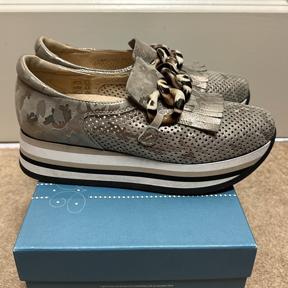 Softwaves sneakers - Picture 2 of 2